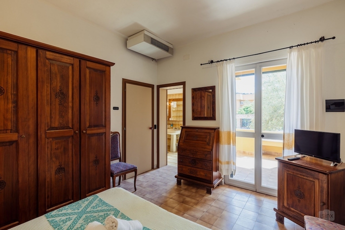 Imagen de la habitación del Hotel Club Malaspina and Resort. Foto 5