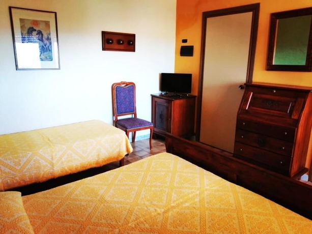 Imagen de la habitación del Hotel Club Malaspina and Resort. Foto 7