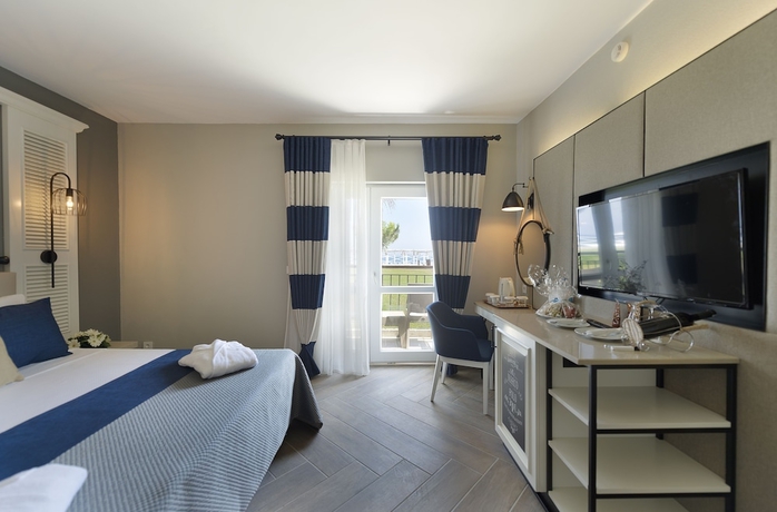 Imagen de la habitación del Hotel Club Marco Polo. Foto 10