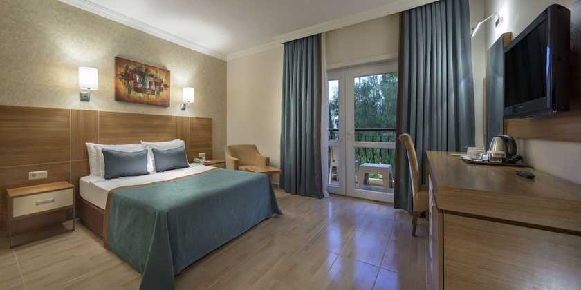 Imagen de la habitación del Hotel Club Marco Polo. Foto 12