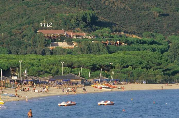Imagen de los exteriores del Hotel Club Marina 2. Foto 9