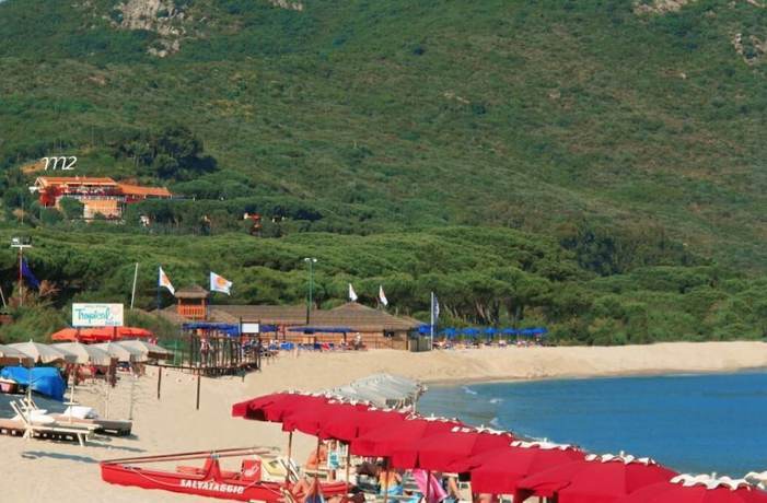 Imagen de los exteriores del Hotel Club Marina 2. Foto 13