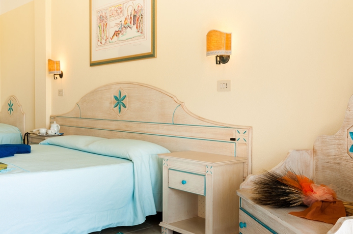 Imagen de la habitación del Hotel Club Marina Beach. Foto 11