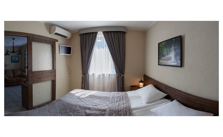 Imagen de la habitación del Hotel Club Marinn Mini-hotel. Foto 10