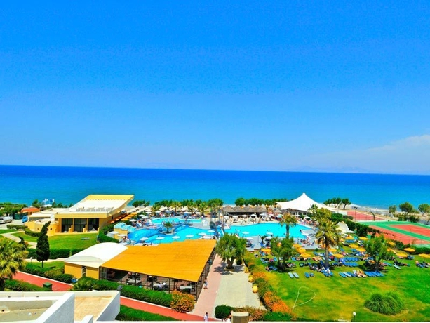 Imagen general del Hotel Club Marmara Doreta Beach Resort and Spa All Inclusive. Foto 5