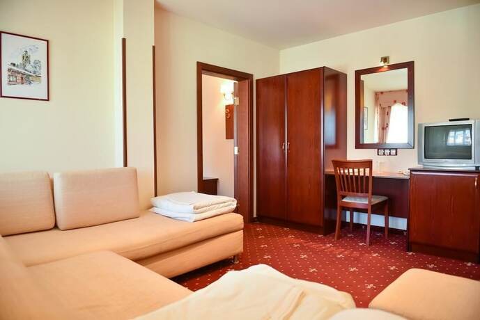 Imagen general del Hotel Club Martin. Foto 15