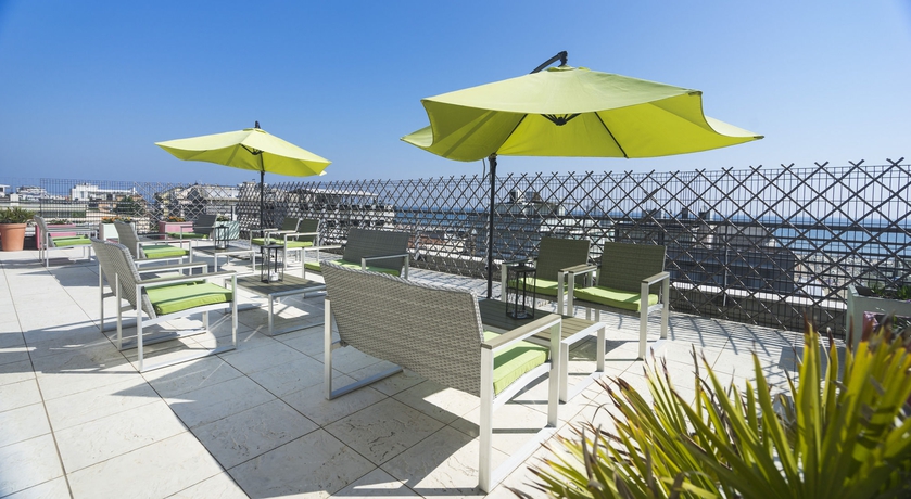 Imagen de los exteriores del Hotel Club Meeting. Foto 11