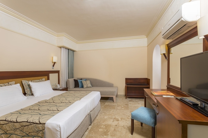Imagen de la habitación del Hotel Club Melas Priv&eacute;. Foto 6