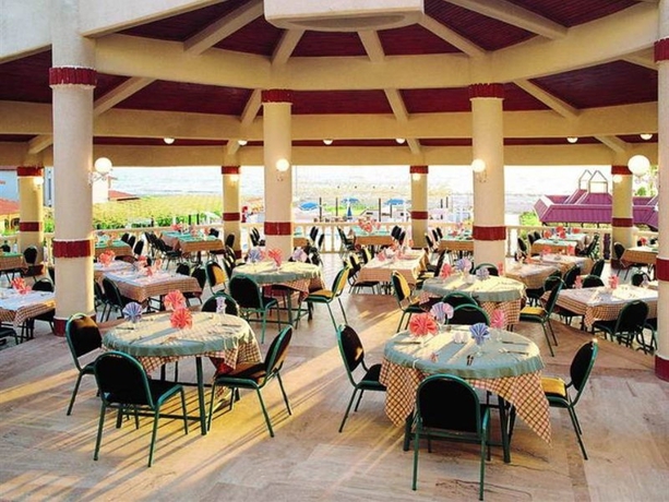 Imagen general del Hotel Club Mersin Beach. Foto 3