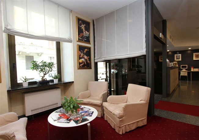 Imagen de los interiores del Hotel Club, Milán. Foto 14
