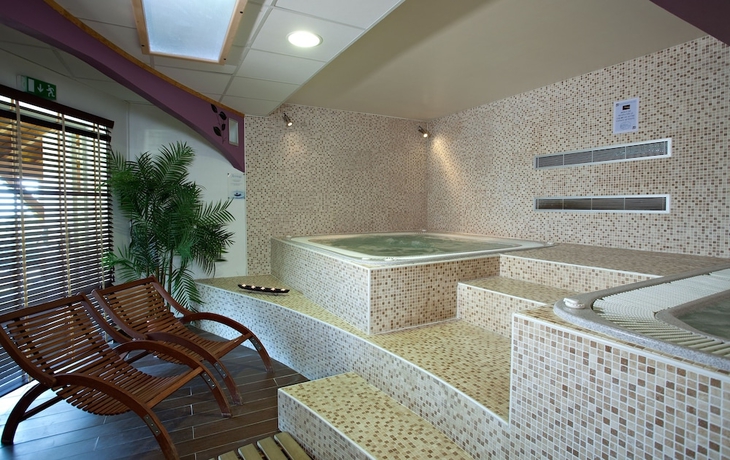 Imagen de la piscina del Hotel Club Mmv Altitude Arc 2000. Foto 18