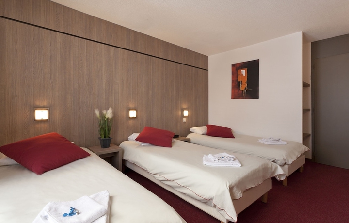 Imagen de la habitación del Hotel Club Mmv Les M&eacute;l&egrave;zes Arc 2000. Foto 9