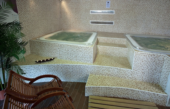 Imagen de la piscina del Hotel Club Mmv Les Sittelles. Foto 18