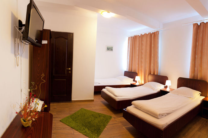 Imagen de los interiores del Hotel Club Montana. Foto 16