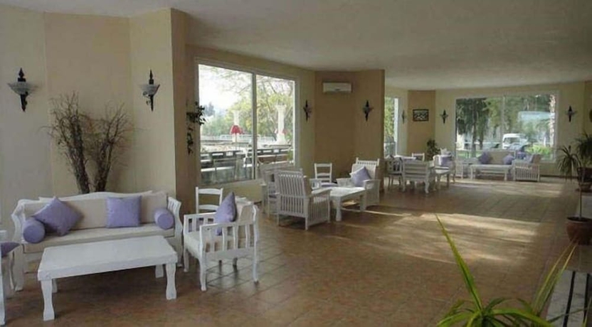 Imagen de los interiores del Hotel Club Muskebi, Bodrum. Foto 17