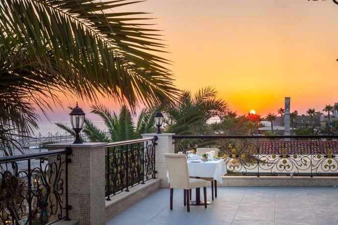 Imagen general del Hotel Club Nena - All Inclusive. Foto 2