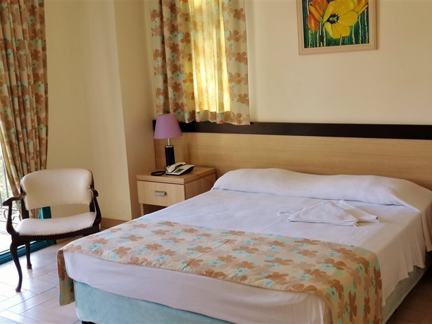 Imagen general del Hotel Club Nimara Beach Resort. Foto 6