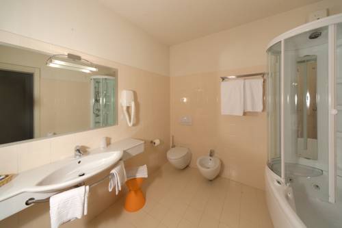 Imagen de la habitación del Hotel Club Olivi - Tennis Center. Foto 11