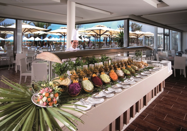 Imagen del bar/restaurante del Hotel Club Palm Azur - Families and Couples. Foto 8