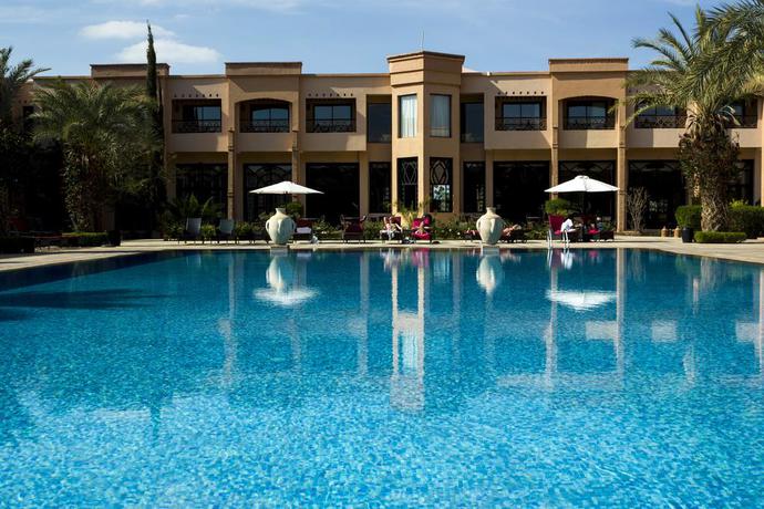 Imagen de la piscina del Hotel Club Paradisio. Foto 12