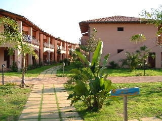 Imagen de los exteriores del Hotel Club Porto Ada. Foto 2