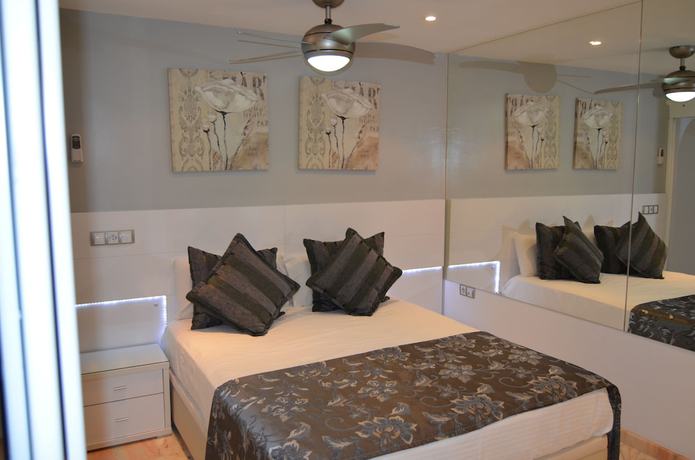 Imagen de la habitación del Hotel Club Puerto Atlantico. Foto 2