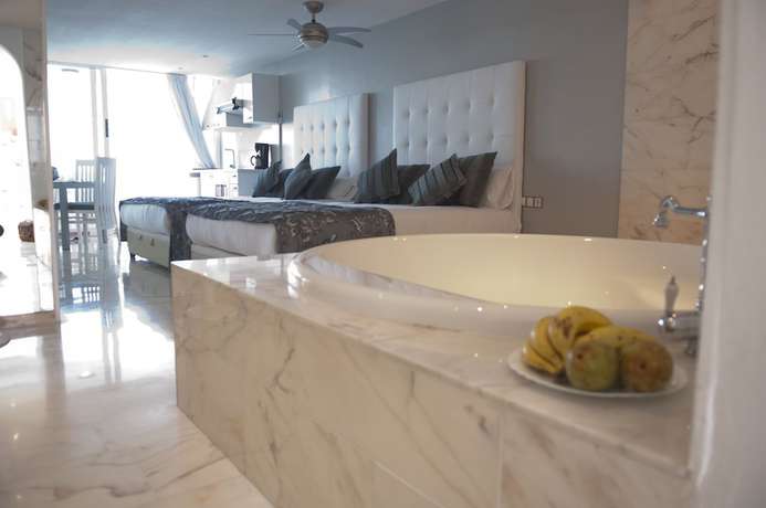 Imagen de la habitación del Hotel Club Puerto Atlantico. Foto 5