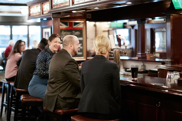 Imagen del bar/restaurante del Hotel Club Quarters, Central Loop. Foto 1