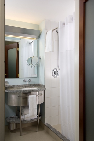 Imagen de la habitación del Hotel Club Quarters In San Francisco. Foto 8