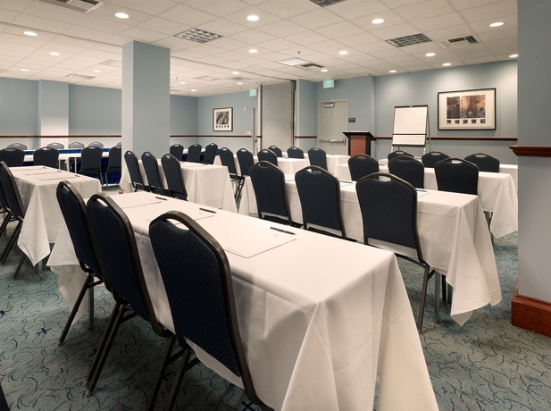 Imagen de los interiores del Hotel Club Quarters In San Francisco. Foto 12