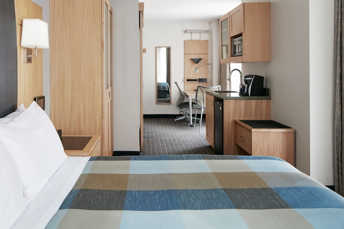 Imagen de la habitación del Hotel Club Quarters World Trade Center. Foto 8