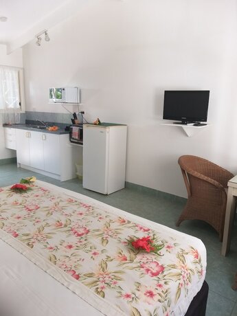 Imagen de la habitación del Hotel Club Raro Resort. Foto 19