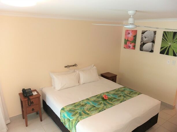 Imagen de la habitación del Hotel Club Raro Resort. Foto 23