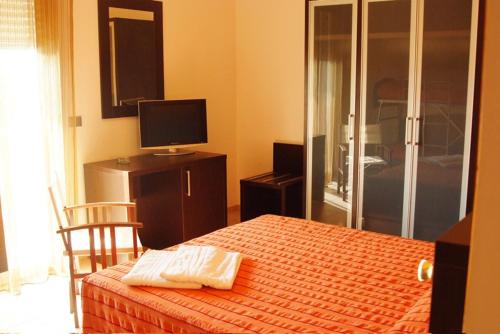 Imagen general del Hotel Club Ravezzo, Lido Marini. Foto 1