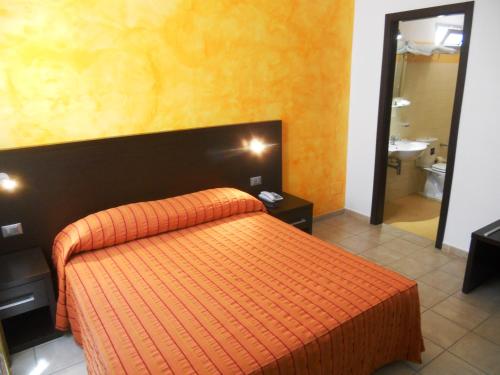 Imagen de la habitación del Hotel Club Ravezzo, Lido Marini. Foto 9