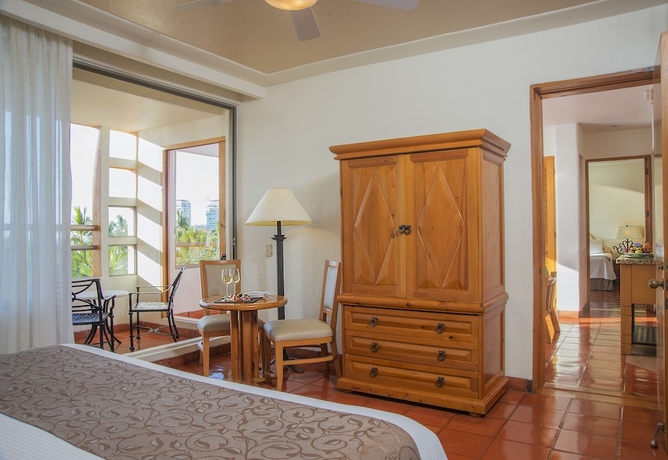 Imagen de la habitación del Hotel Club Regina Puerto Vallarta. Foto 11