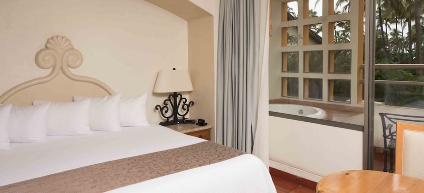 Imagen de la habitación del Hotel Club Regina Puerto Vallarta. Foto 15