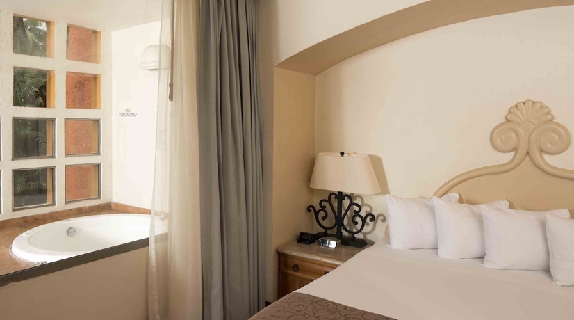 Imagen de la habitación del Hotel Club Regina Puerto Vallarta. Foto 17