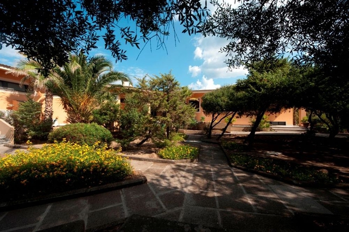 Imagen de los exteriores del Hotel Club Residence Baiaverde. Foto 2