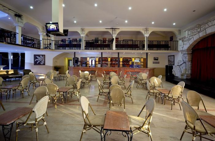 Imagen del bar/restaurante del Hotel Club Resort Atlantis - All Inclusive. Foto 5