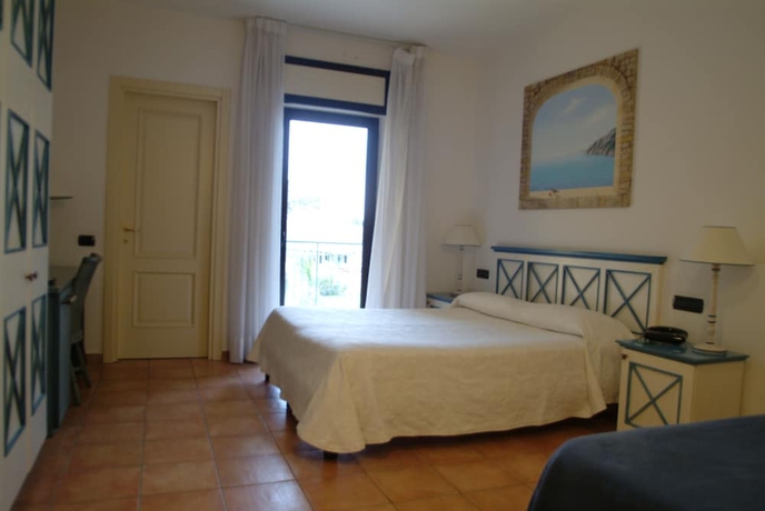 Imagen de la habitación del Hotel Club Sabbiadoro. Foto 3