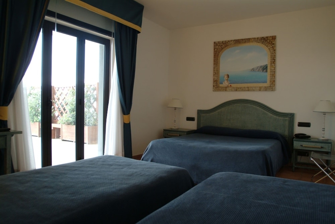 Imagen de la habitación del Hotel Club Sabbiadoro. Foto 9