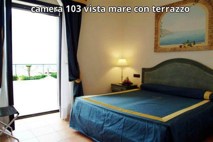 Imagen de la habitación del Hotel Club Sabbiadoro. Foto 12