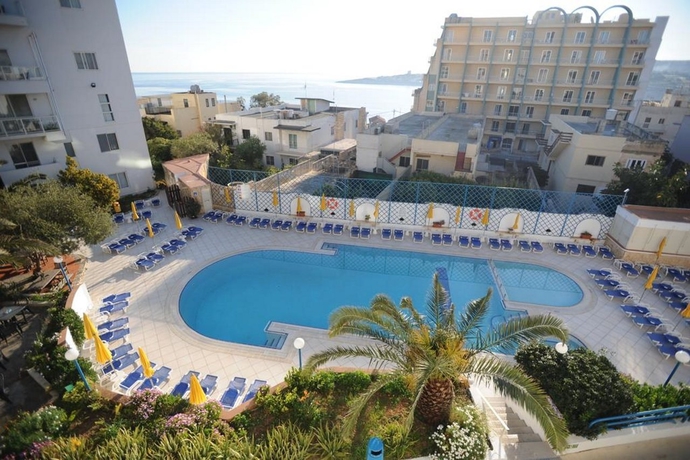 Imagen general del Hotel Club Salina Wharf. Foto 15