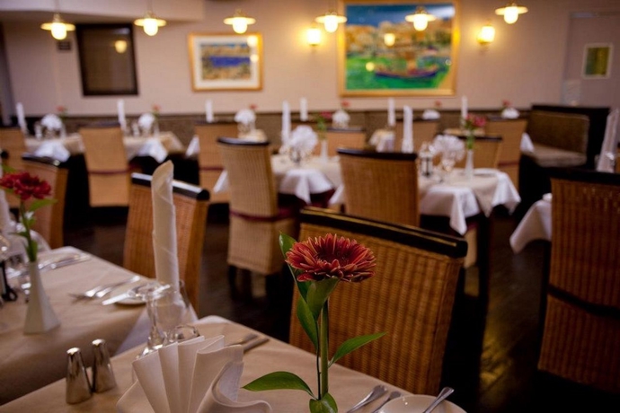 Imagen general del Hotel Club Salina Wharf. Foto 9