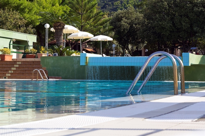 Imagen de la piscina del Hotel Club San Diego. Foto 18