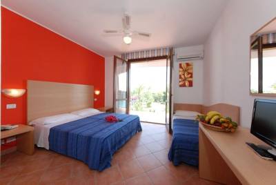 Imagen de la habitación del Hotel Club Santa Sabina. Foto 6