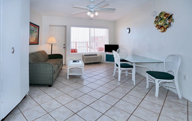 Imagen de la habitación del Hotel Club Sea Oats. Foto 10