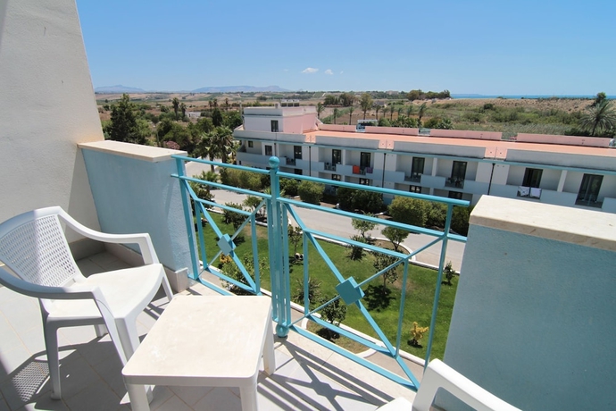 Imagen de la habitación del Hotel Club Selinunte Beach Aimori. Foto 14