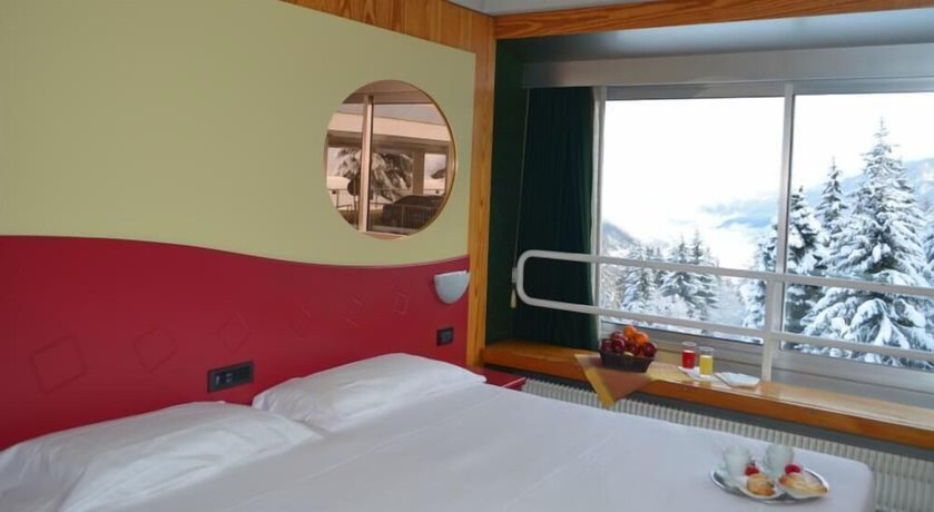 Imagen de la habitación del Hotel Club Solaria. Foto 6